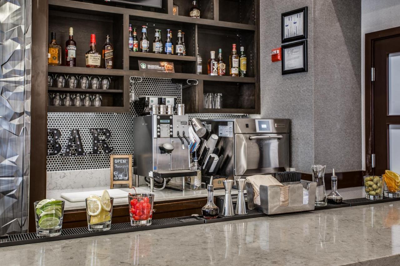 Hyatt Place Fort Worth / Cityview Экстерьер фото