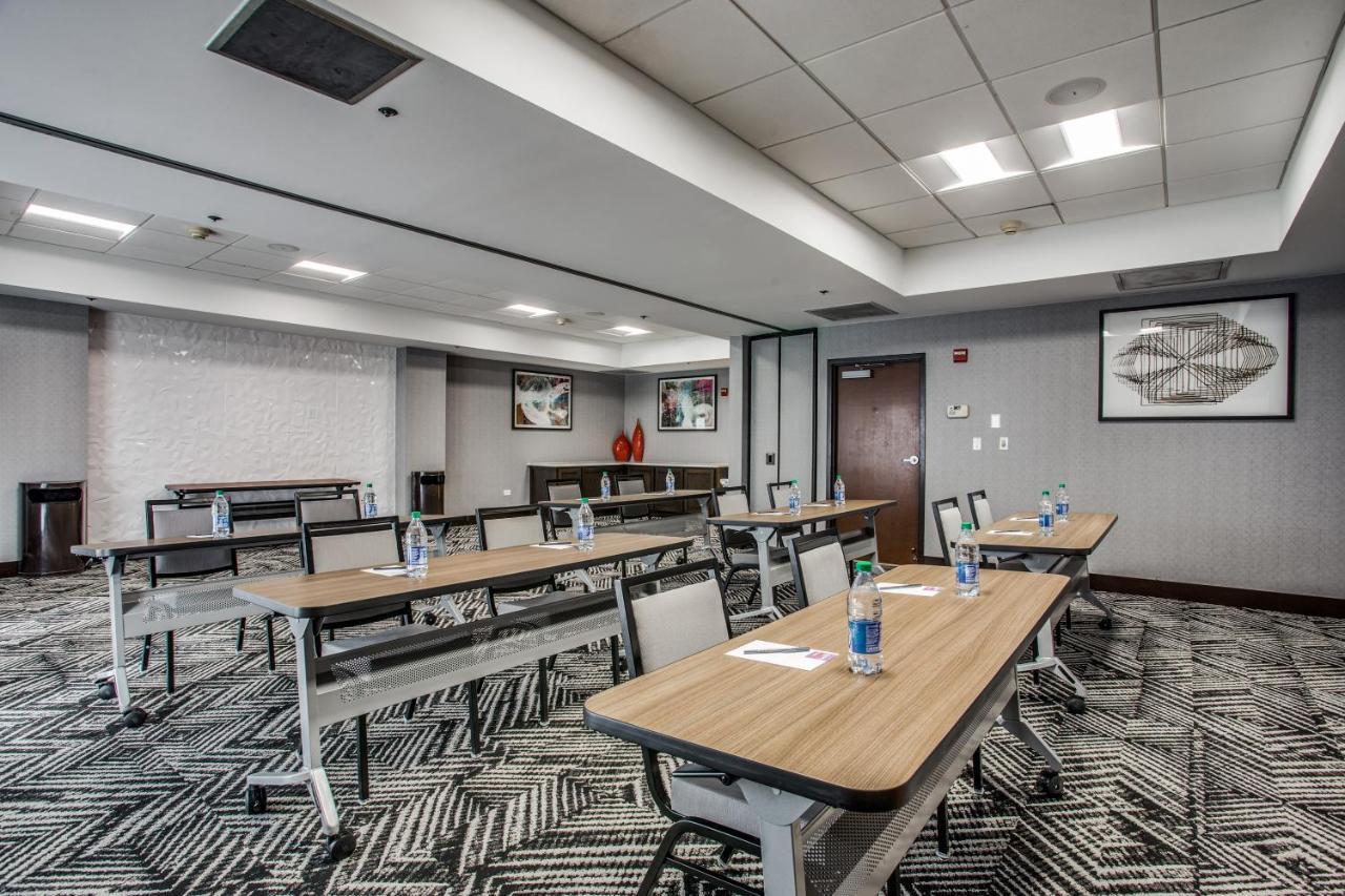 Hyatt Place Fort Worth / Cityview Экстерьер фото
