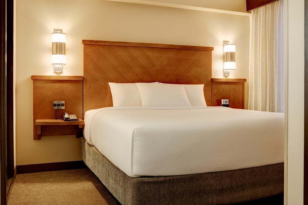 Hyatt Place Fort Worth / Cityview Экстерьер фото